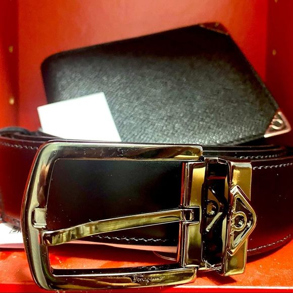 NWT: Salvatore Ferragamo Reversible Belt w/ gancini corner logo (m/l) - Picture 3 of 5